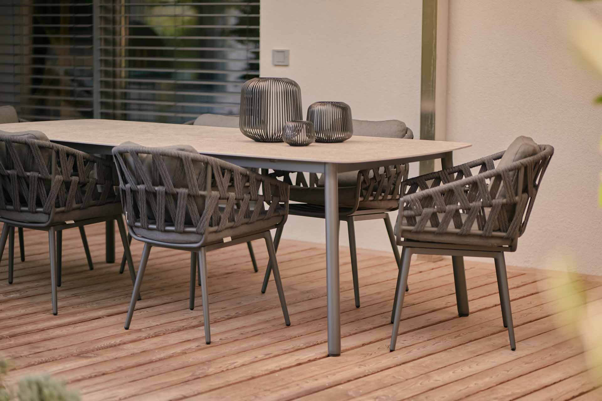 Gartenstühle mit Geflecht